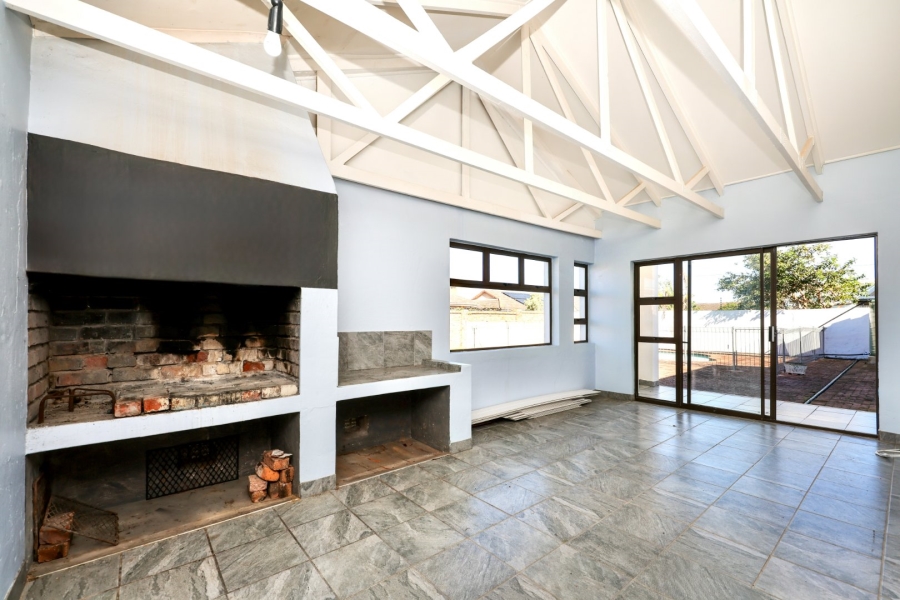 4 Bedroom Property for Sale in Heather Park Western Cape